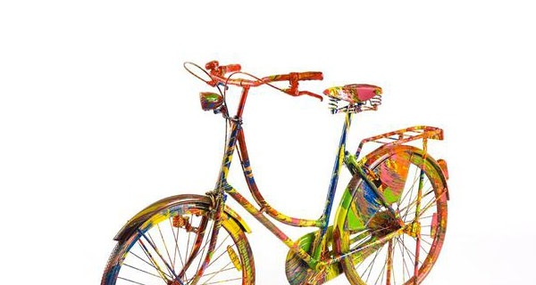 damien-hirst-bike.jpg